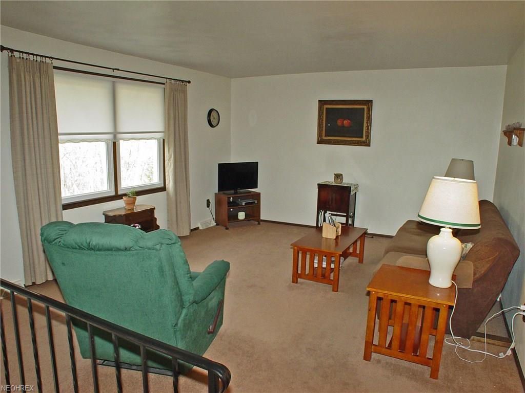 4 Williams Rd