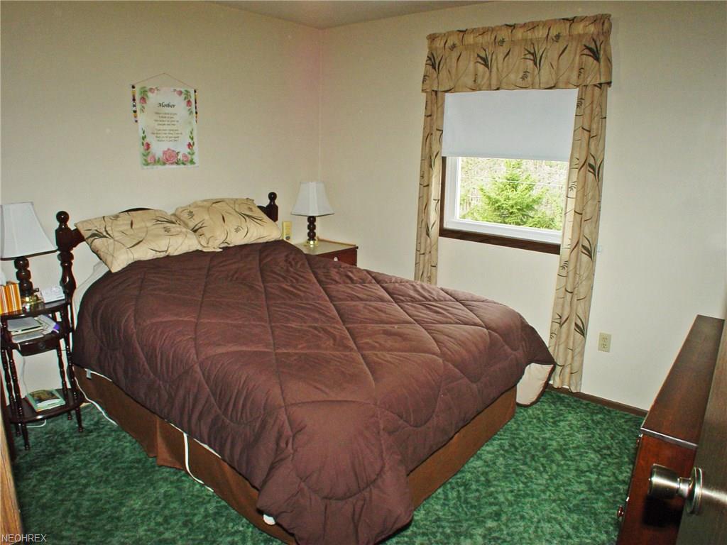 4 Williams Rd