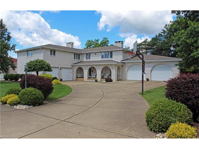 98 St Joseph Dr