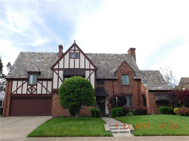98 St Joseph Dr