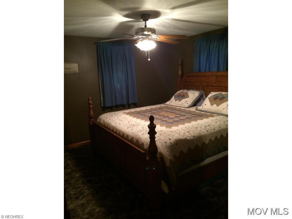 For Sale: 9432 Munday Rd Elizabeth, WV 26143