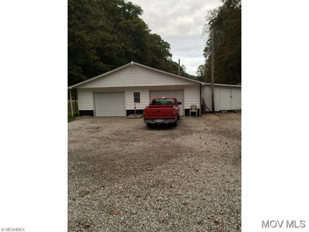 For Sale: 9432 Munday Rd Elizabeth, WV 26143