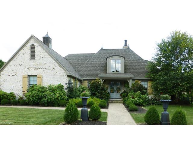 65 Alexander Dr