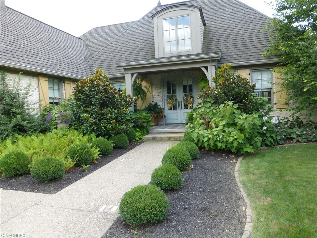65 Alexander Dr