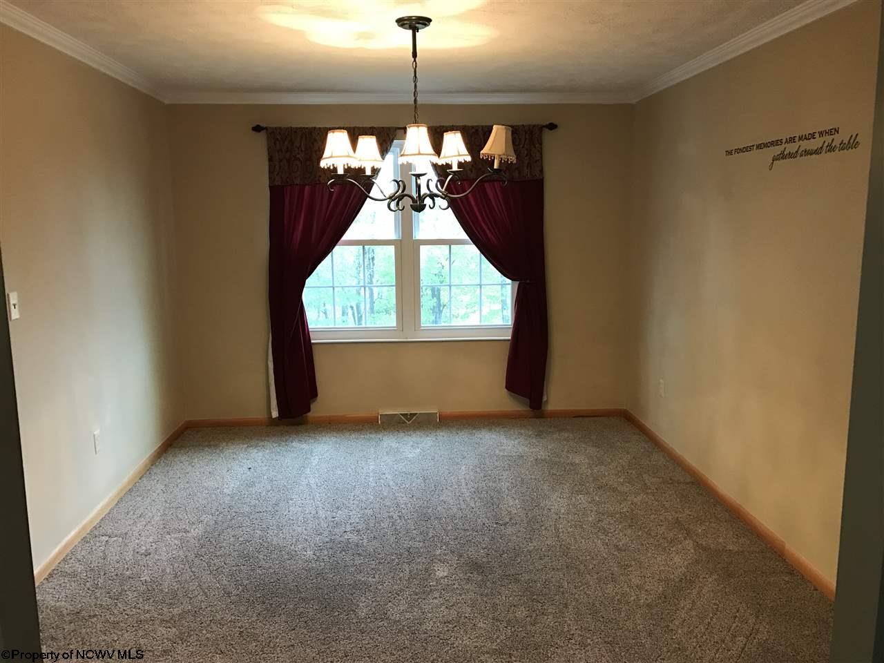287 Ridgeway Dr