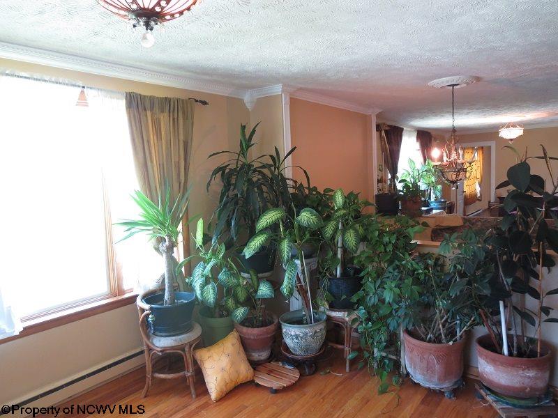 For Sale: 131 Elizabeth Valley Rd Morgantown, WV 26508
