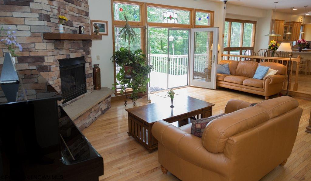 For Sale: 316 Dream Catcher Cir Morgantown, WV 26508