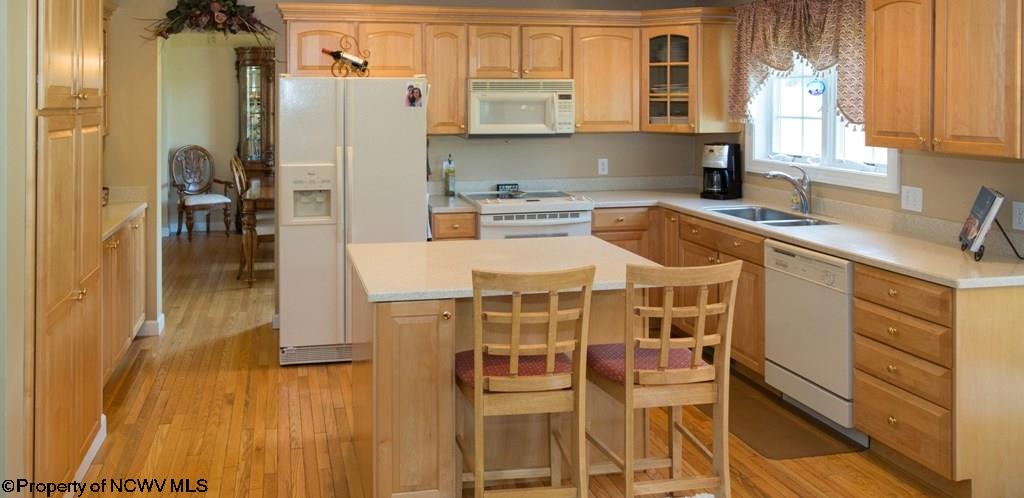 For Sale: 610 Sunset Beach Rd Morgantown, WV 26508
