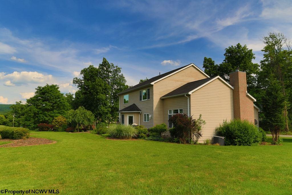 For Sale: 610 Sunset Beach Rd Morgantown, WV 26508