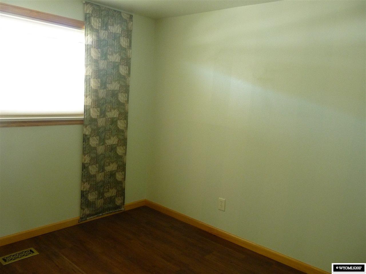 1435 W Teton