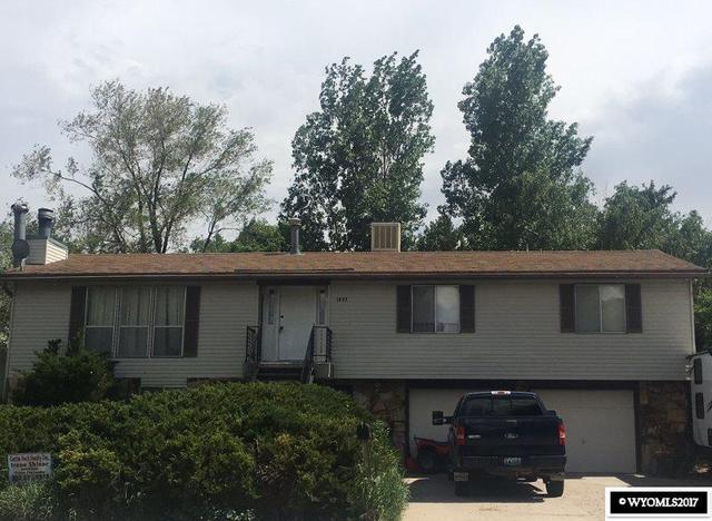 585 Jensen St
