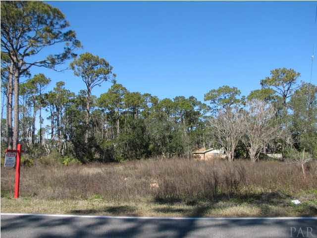 2922 BAY ST, Gulf Breeze, AK 32563