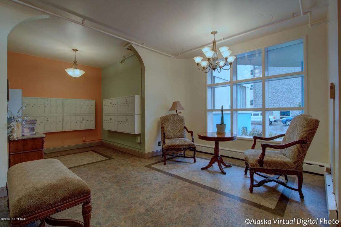 1110 W 6th Avenue, Anchorage, AK 99501