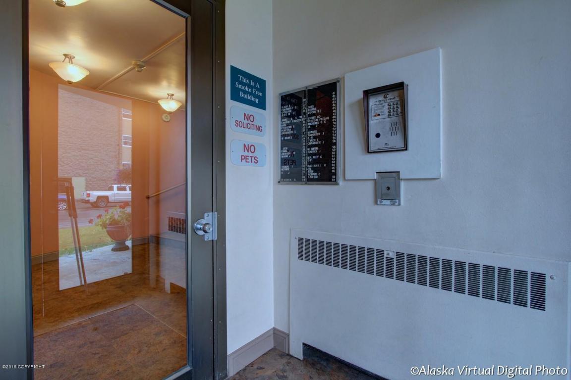 1110 W 6th Avenue, Anchorage, AK 99501