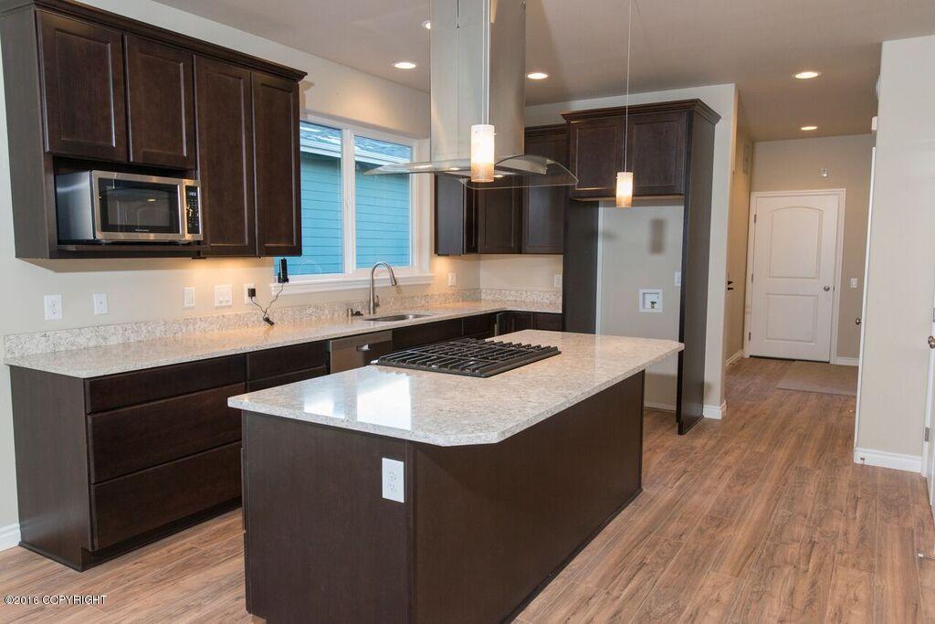611 Pacific Place, Anchorage, AK 99501