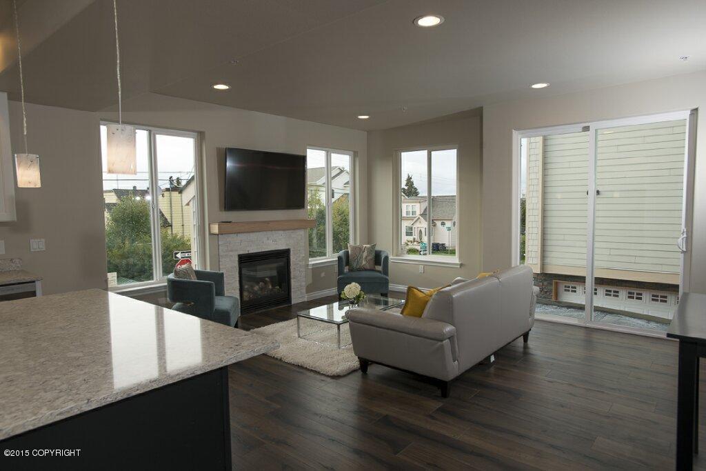 615 Pacific Place, Anchorage, AK 99501