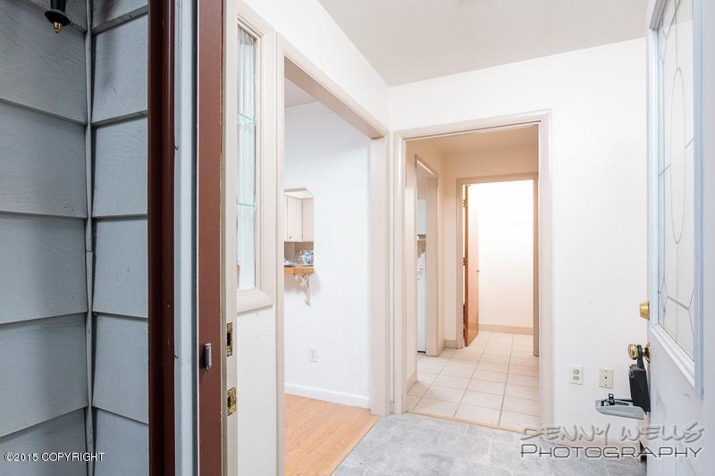 739 W 15th Avenue, Anchorage, AK 99501