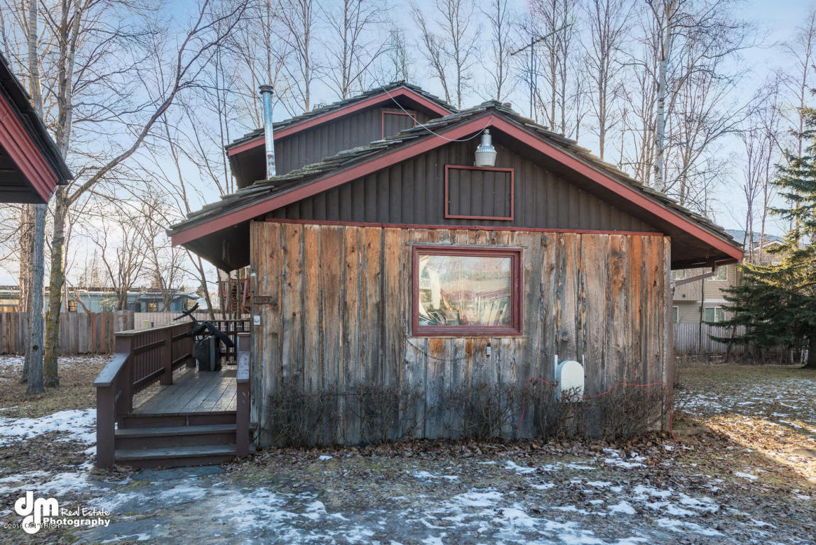 9111 Dewberry Street, Anchorage, AK 99502