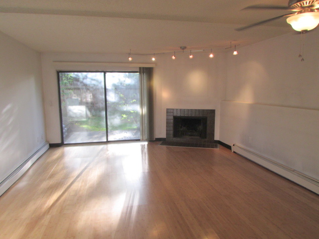 9300 Arlene St Unit 101Anchorage, AK, 99502Anchorage County