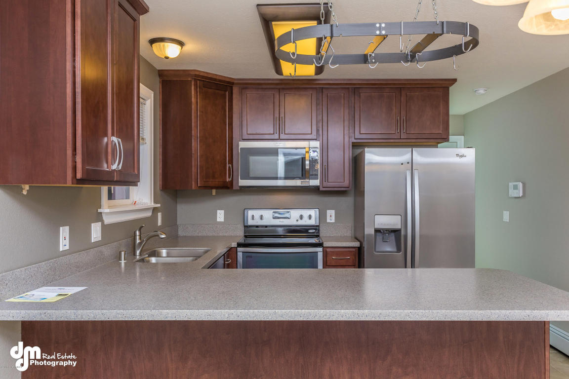 8054Country Woods Dr, Anchorage, United States 99502