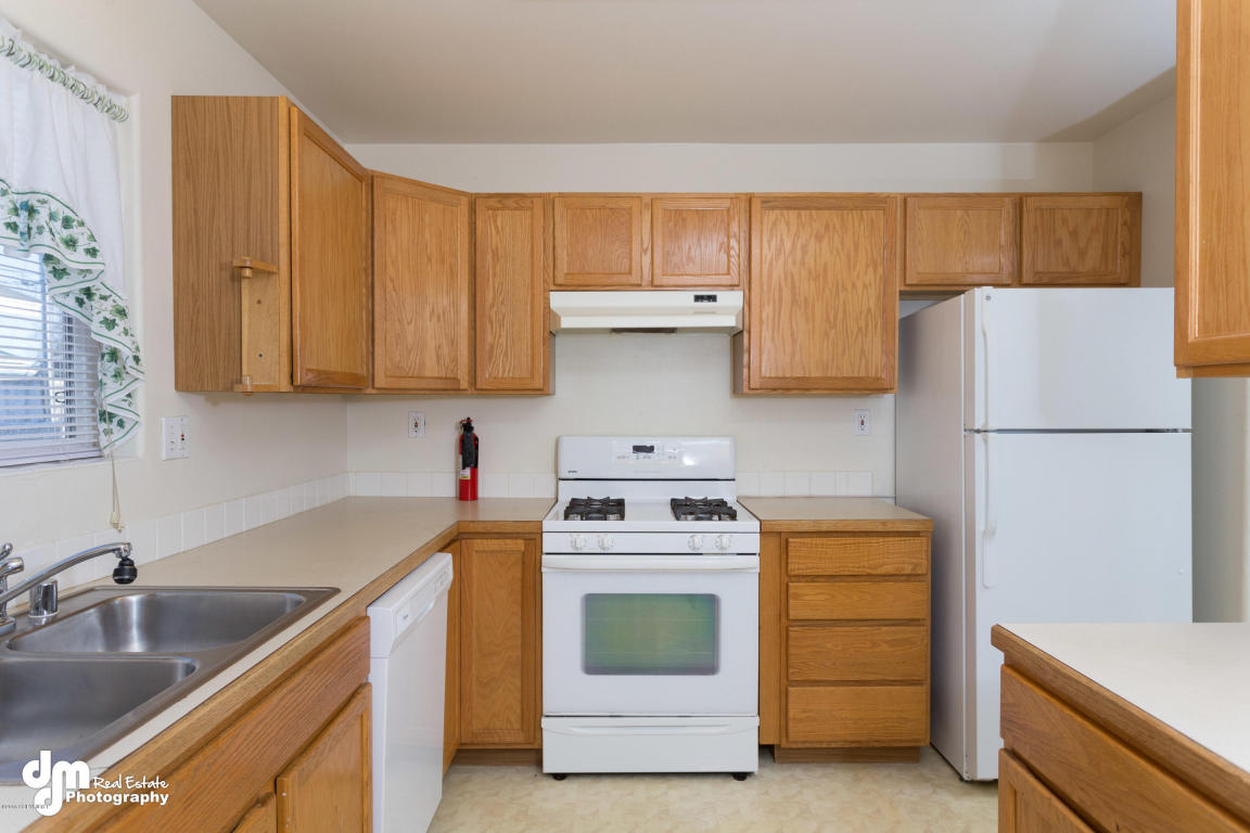 3807Cope St, Anchorage, United States 99503