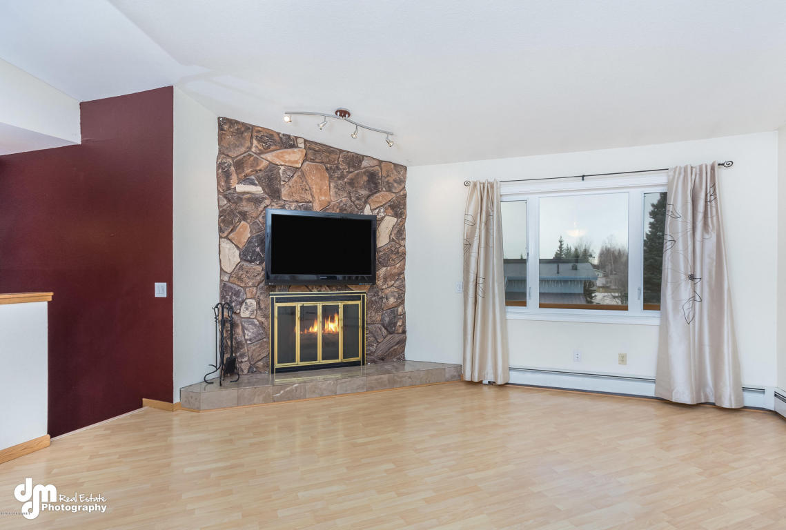 8220 E 20th Ave, Anchorage, United States 99504