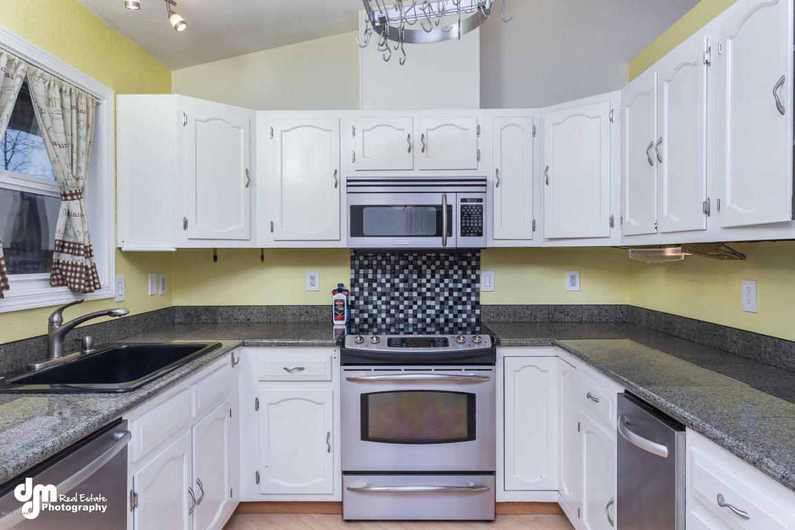 8220 E 20th Ave, Anchorage, United States 99504