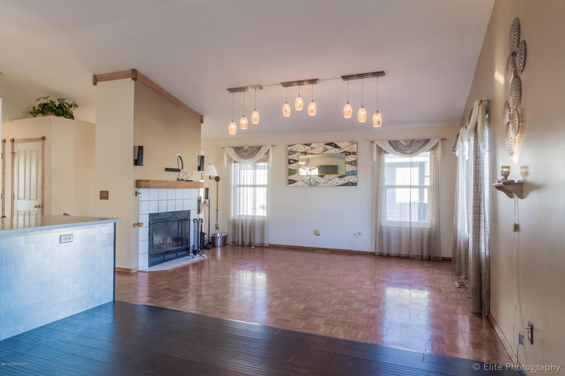 1111 Bentree Circle, Anchorage, AK 99504