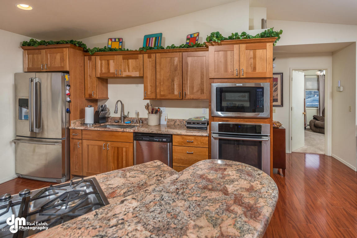 6830 E 3rd Avenue, Anchorage, AK 99504