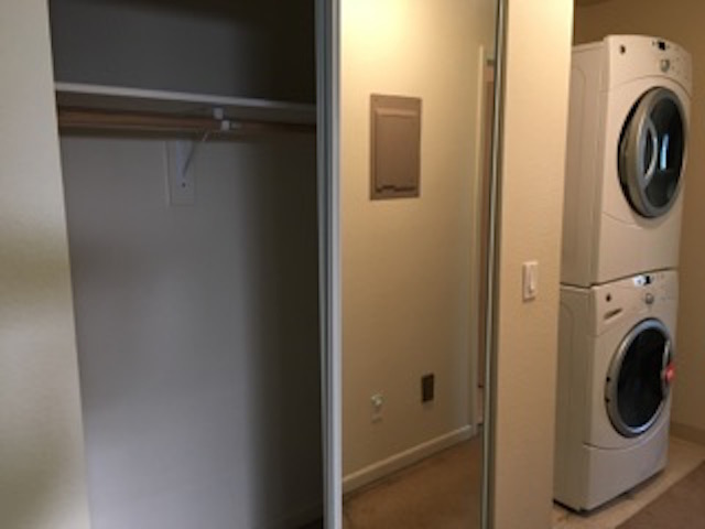 6124 E 12th Ave D-6Anchorage, AK, 99504Anchorage County