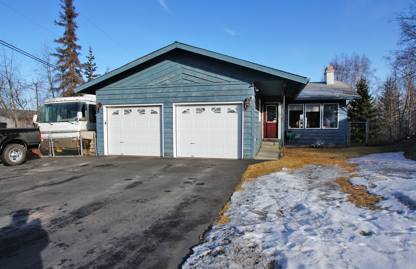 6811 E 3rd Avenue, Anchorage, United States 99504