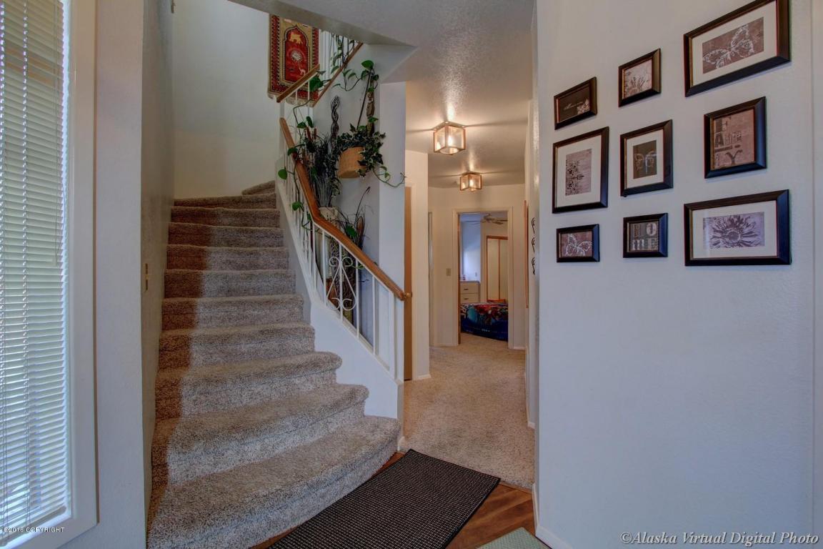 4060 Sycamore Loop, Anchorage, AK 99504