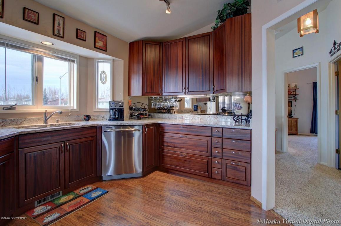 4060 Sycamore Loop, Anchorage, AK 99504