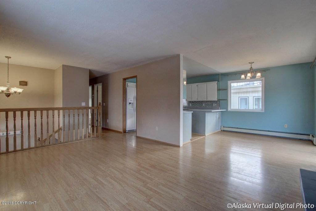 3523 Creekside Drive, Anchorage, AK 99504