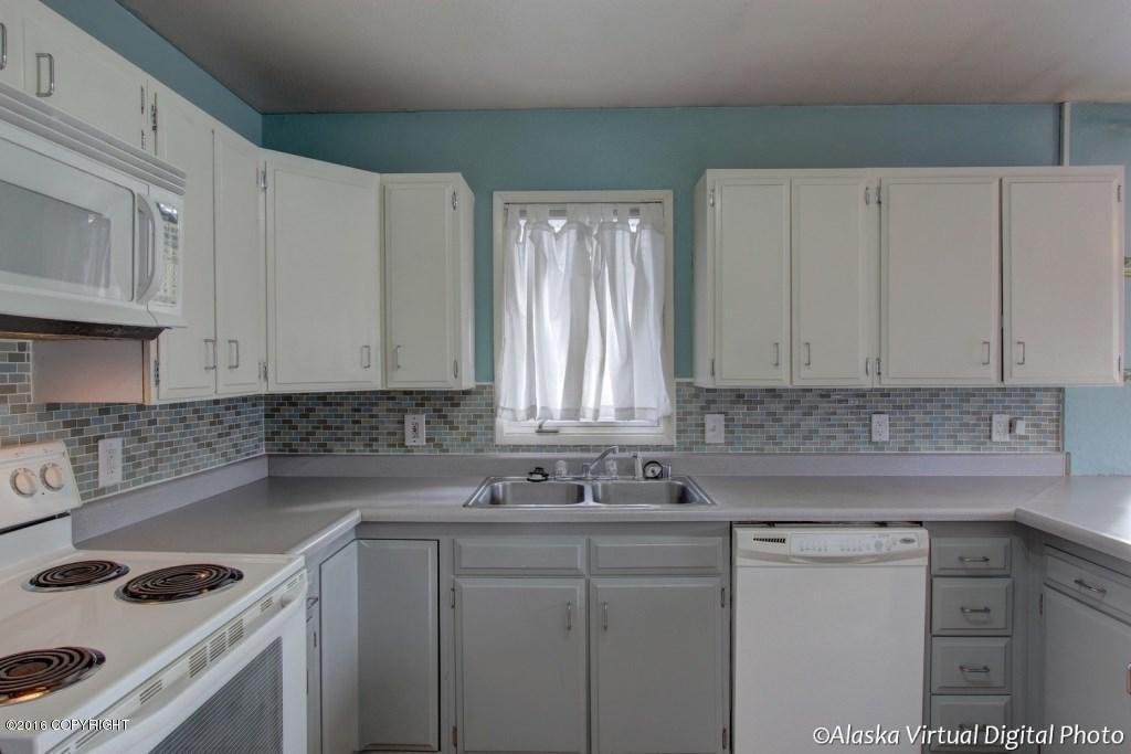 3523 Creekside Drive, Anchorage, AK 99504