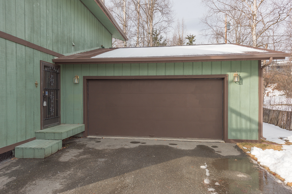 6323Markstrom Dr, Anchorage, United States 99504