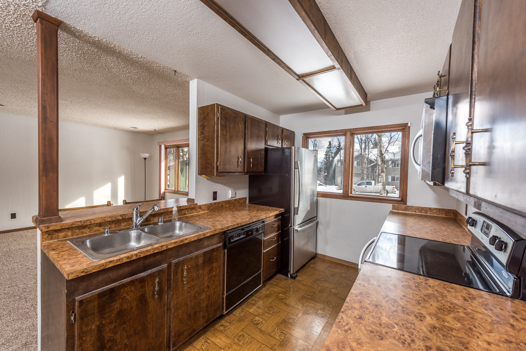 6323Markstrom Dr, Anchorage, United States 99504
