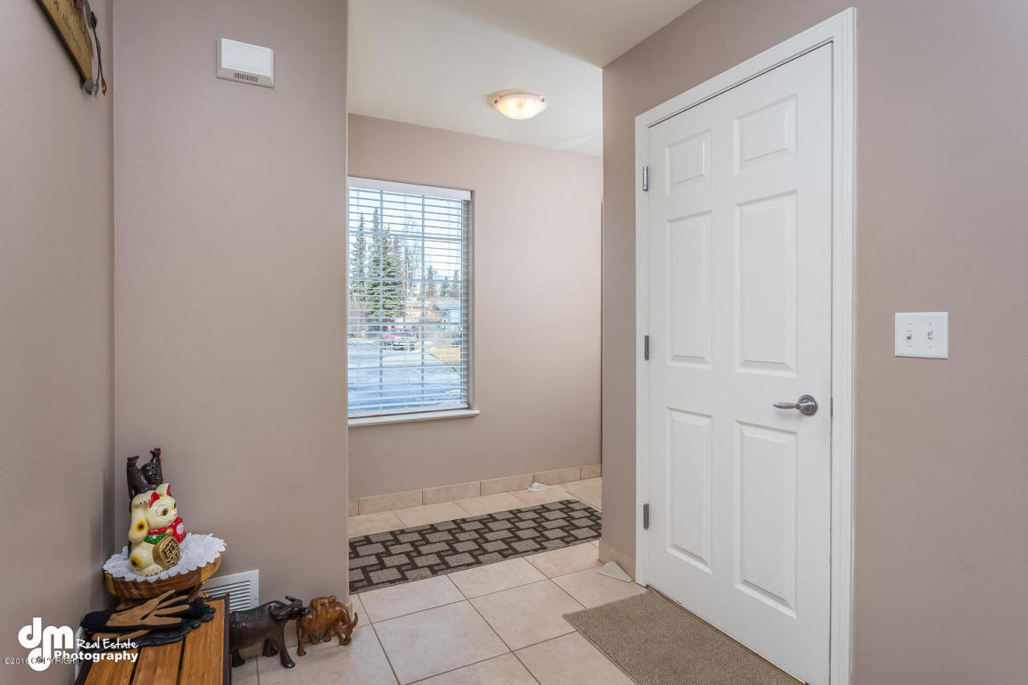5642Sapphire Loop, Anchorage, United States 99504