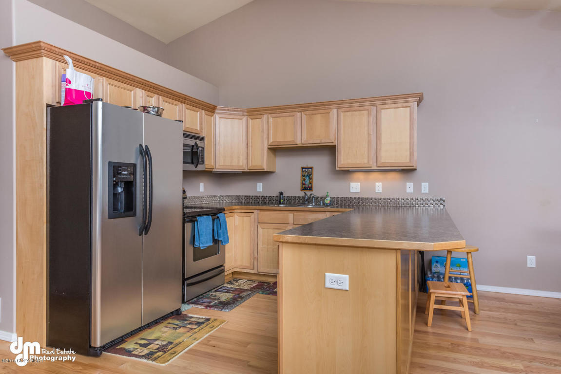 5642Sapphire Loop, Anchorage, United States 99504