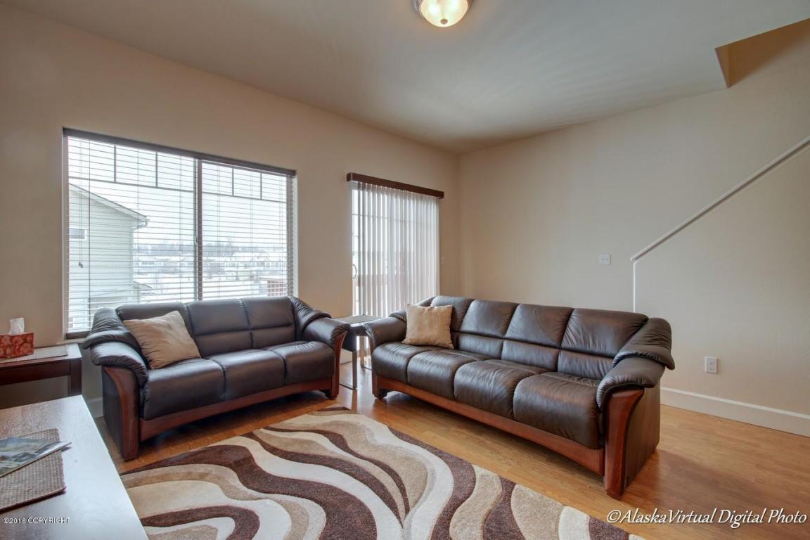 215 Glenn Abbey Place, Anchorage, AK 99504
