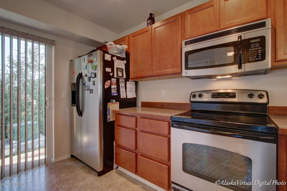 6569 Kara Sue Loop, Anchorage, AK 99504