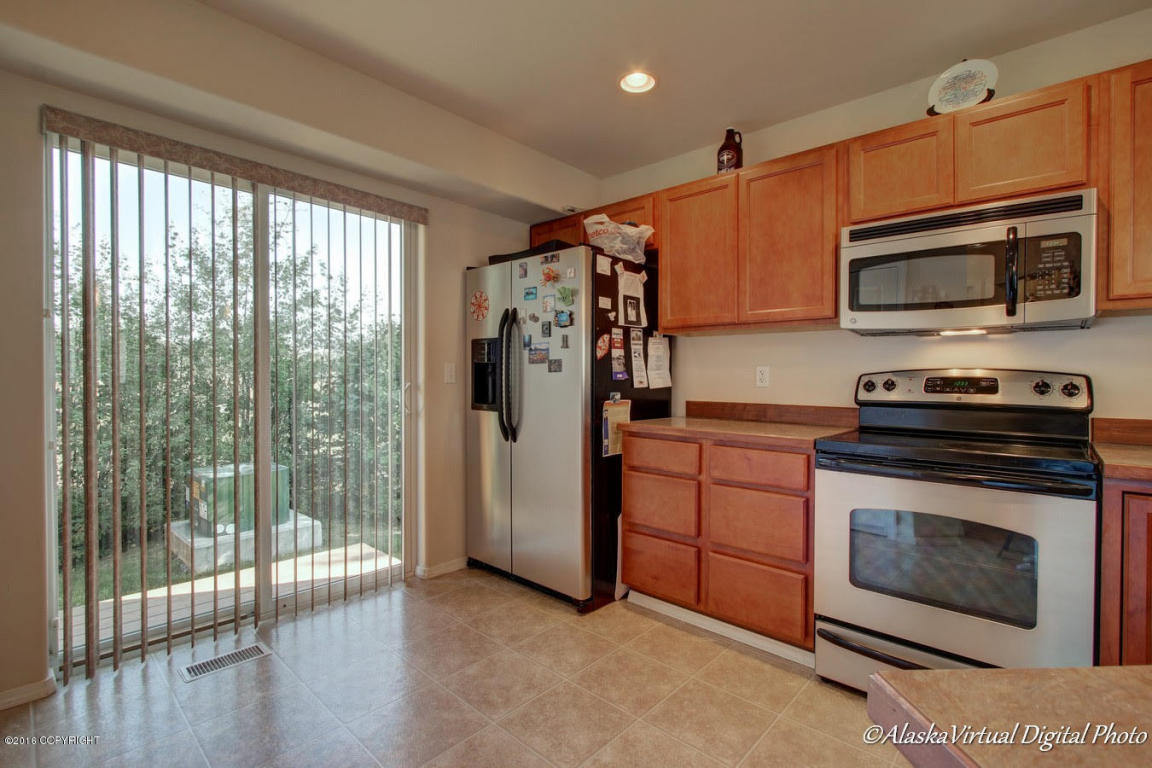 6569 Kara Sue Loop, Anchorage, AK 99504