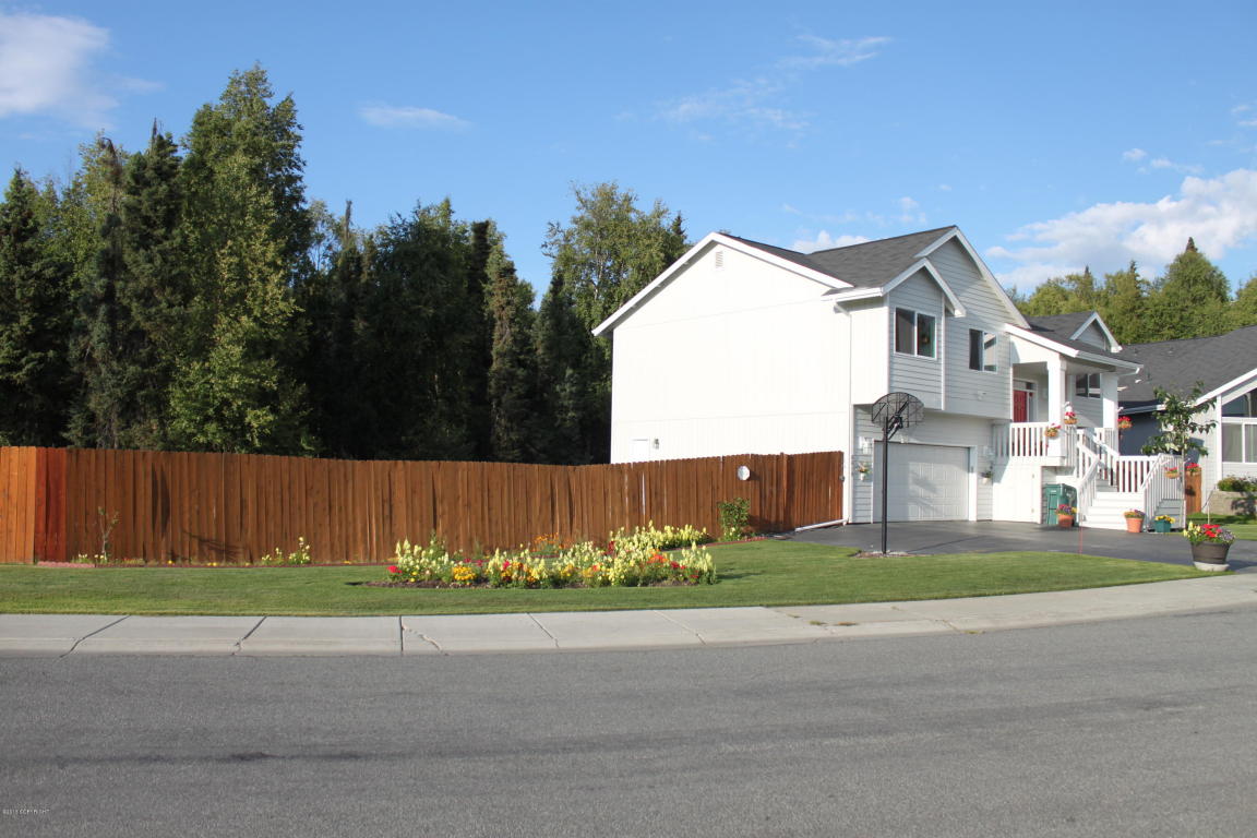 8615 Spruce Brook Street, Anchorage, AK 99507