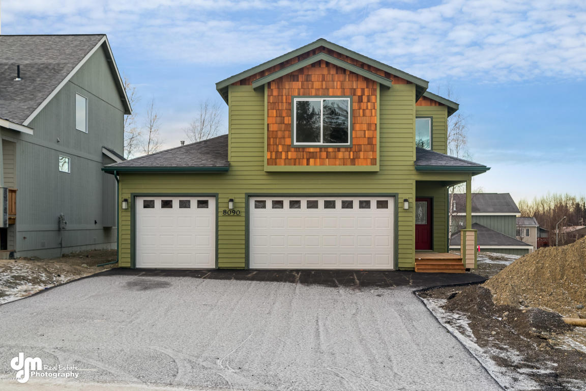 8090 GrayHawk Circle, Anchorage, AK 99507