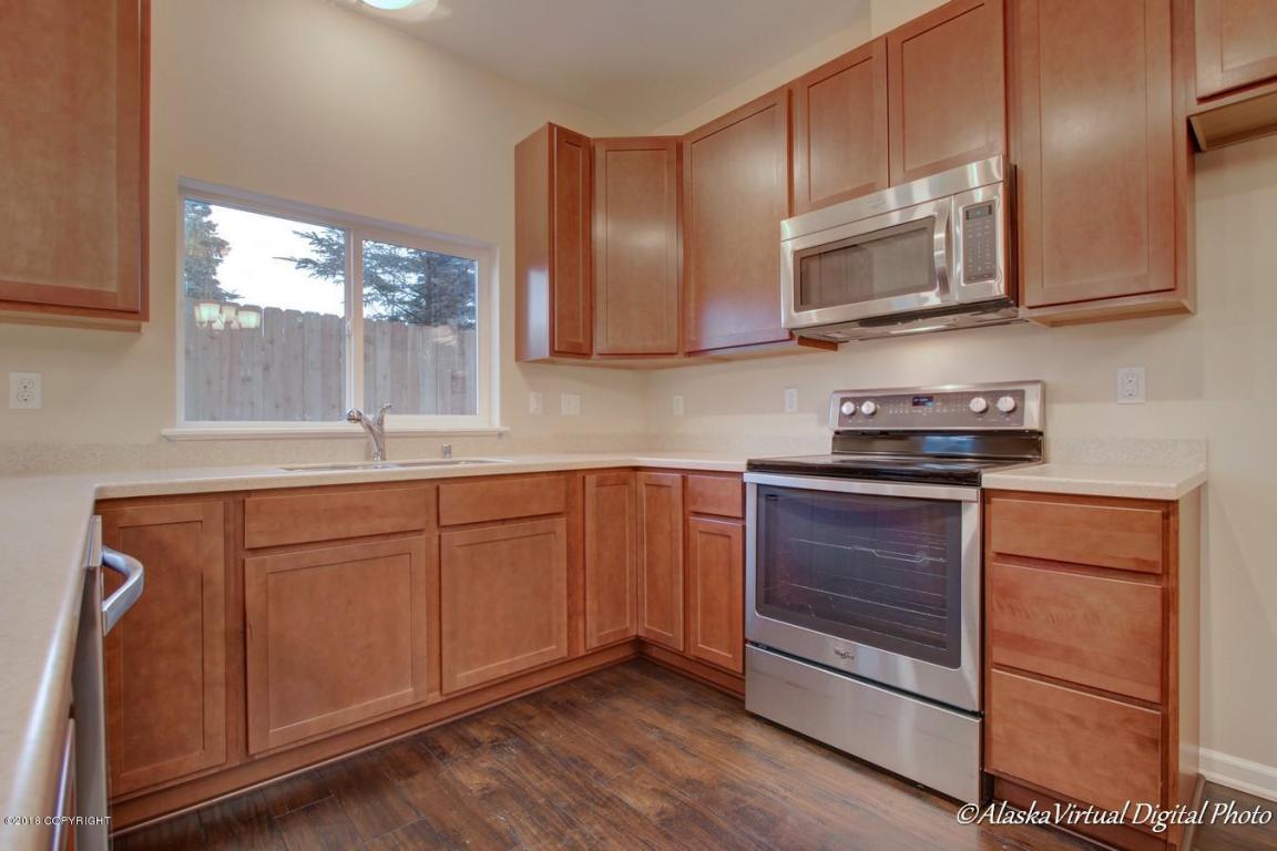 8117 Sockeye Loop, Anchorage, AK 99507