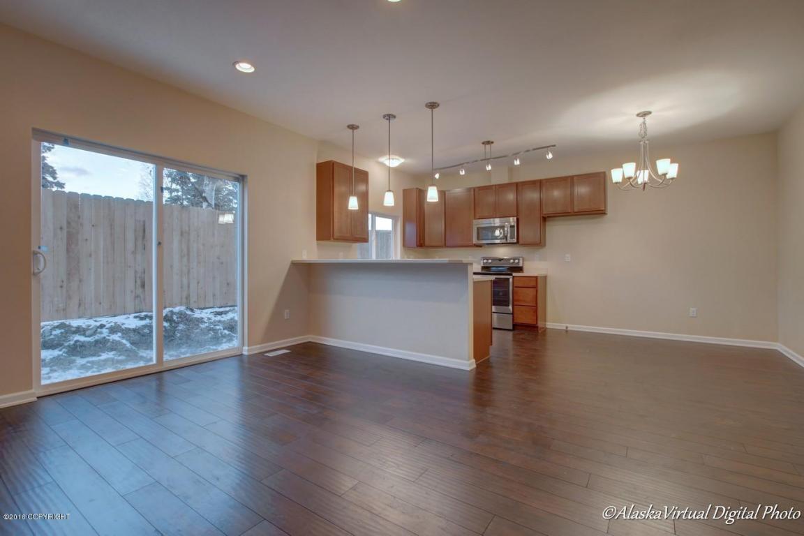 8117 Sockeye Loop, Anchorage, AK 99507