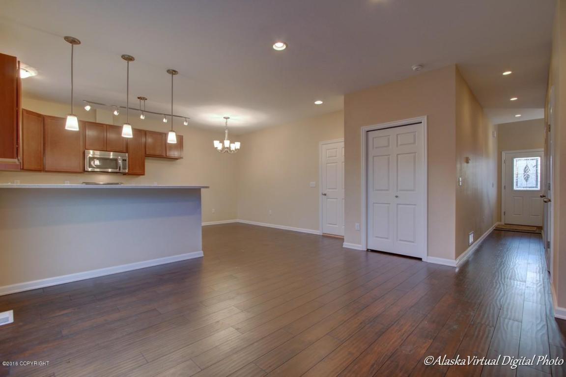 8117 Sockeye Loop, Anchorage, AK 99507