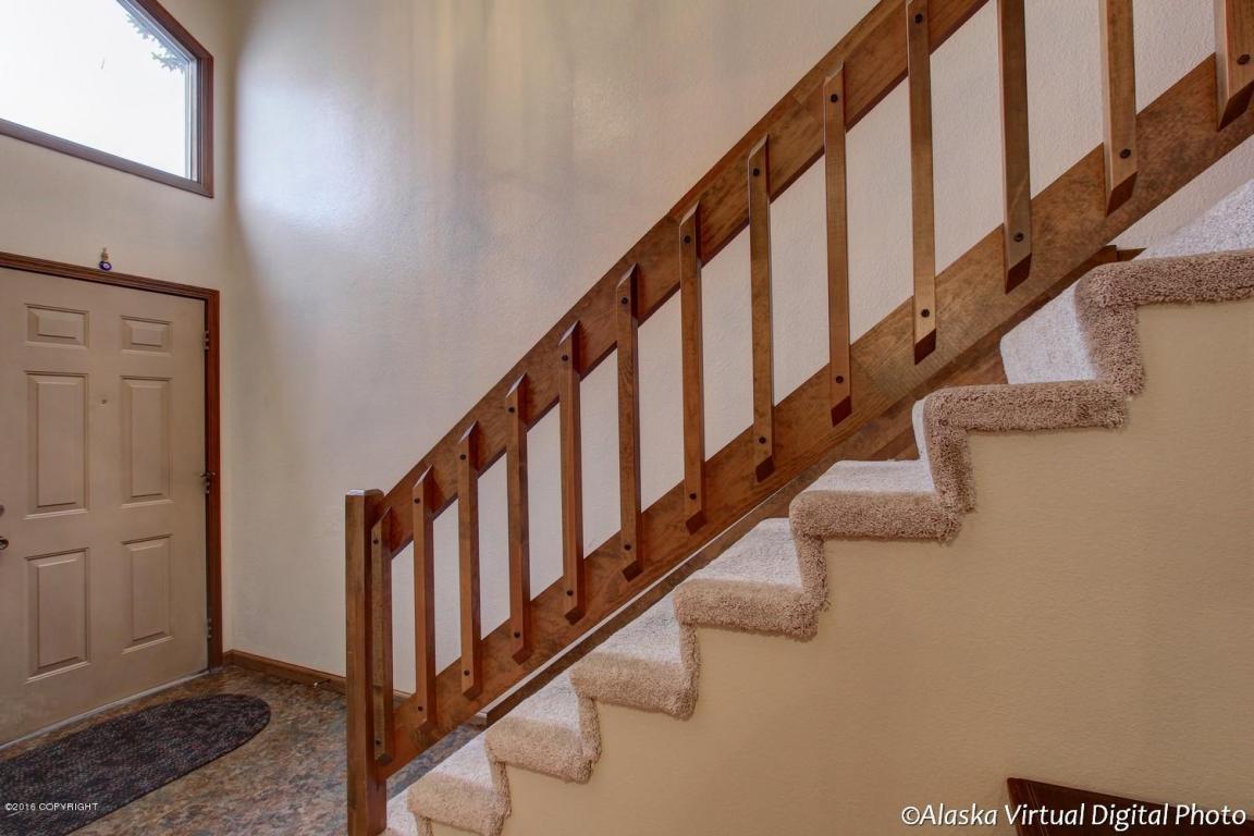 7009 Meadow Street, Anchorage, AK 99507