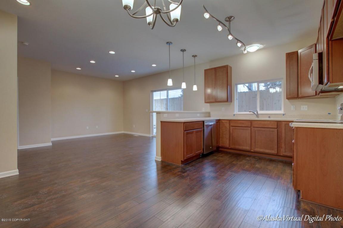 8101 Sockeye Loop, Anchorage, AK 99507