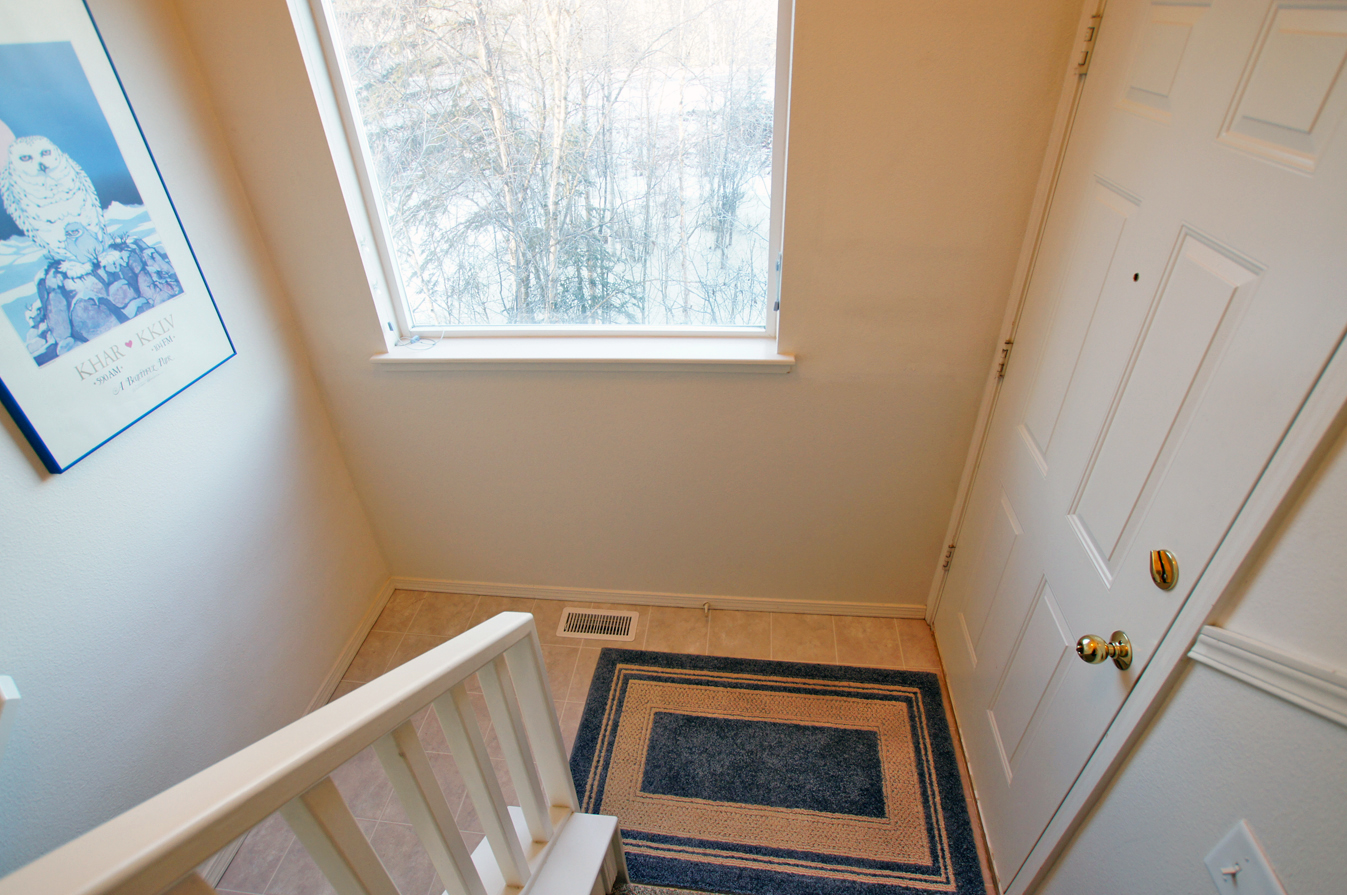 2206 Ridgemont Drive, Anchorage, United States 99507